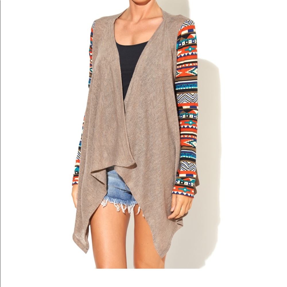Flying Tomato Aztec Sleeve Cardigan Small